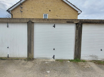 Property to let Garage No 20. Lime Grove, Sittingbourne, Kent , ME10 3JR